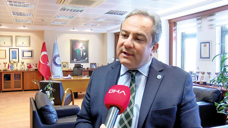 Sağlık çalışanlarında vaka oranı 4 kat azaldı Sağlık çalışanlarında vaka oranı 4 kat azaldı