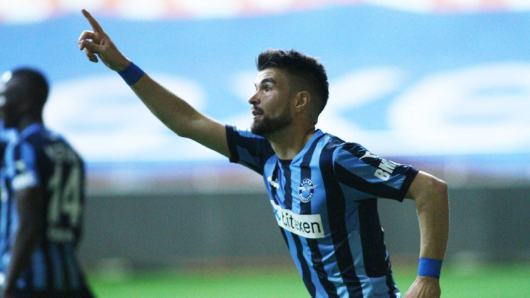 Adana Demirspor’da takımın en golcüsü Hasan Kılıç ayrılık kararını açıkladı Adana Demirspor’da takımın en golcüsü Hasan Kılıç ayrılık kararını açıkladı