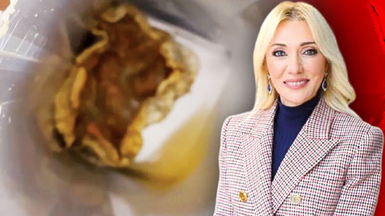 Bakan Ersoy’un eşi firmaya tepki gösterdi Şoke eden meyve suyu Bakan Ersoy’un eşi firmaya tepki gösterdi Şoke eden meyve suyu