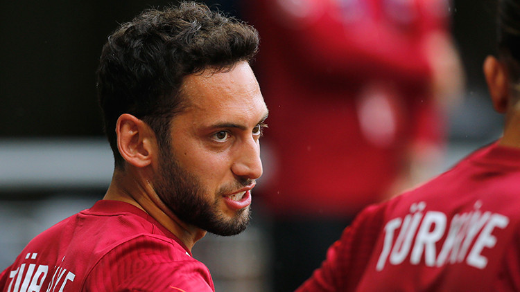 Hakan Çalhanoğlu: İtalya bizi iyi tanıyor, kazanmaya gideceğiz