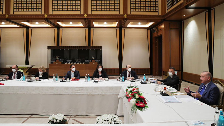 Akademisyenlerle müsilaj zirvesi Akademisyenlerle müsilaj zirvesi
