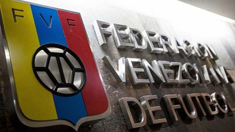 Kupa Amerika maçı öncesi Venezuelada koronavirüs krizi 12 kişi pozitif... Kupa Amerika maçı öncesi Venezuelada koronavirüs krizi 12 kişi pozitif...