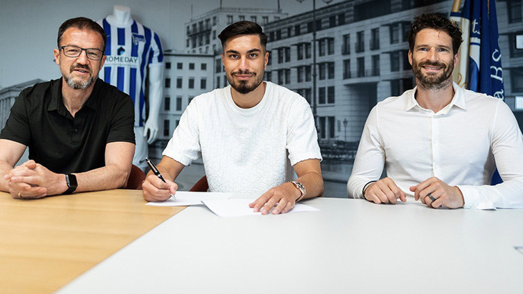 Son dakika transfer haberi... Suat Serdar resmi imzayı attı 8 milyon euro... Son dakika transfer haberi... Suat Serdar resmi imzayı attı 8 milyon euro...