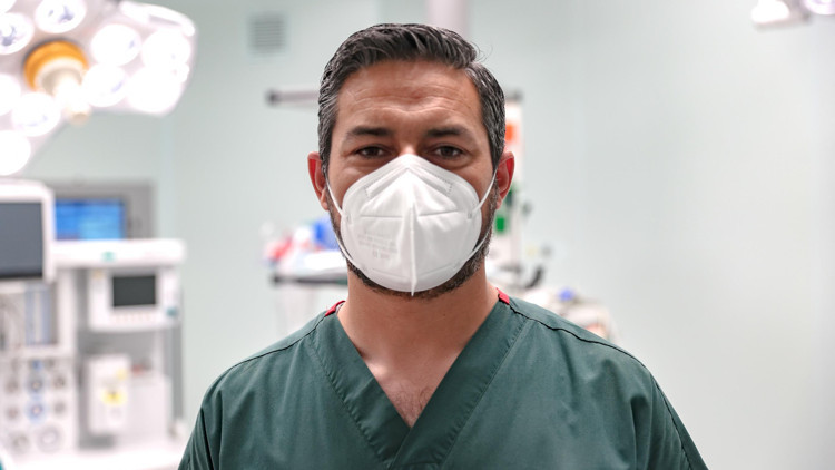 Sağlıkçı babalardan aşı çağrısı