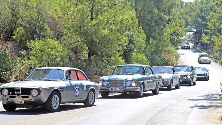 İki müthiş organizasyon