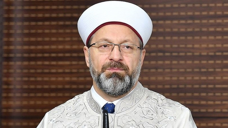 Diyanet İşleri Başkanı Erbaştan gençlere ahlak ve hukuk tavsiyesi Diyanet İşleri Başkanı Erbaştan gençlere ahlak ve hukuk tavsiyesi