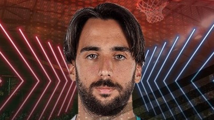 Can Korkmaz, Pınar Karşıyakada