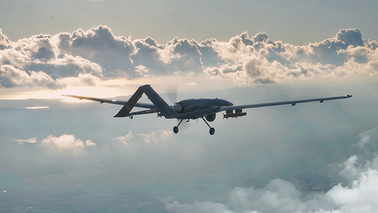 Son dakika... Ukrayna ilk Bayraktar TB2yi teslim aldı