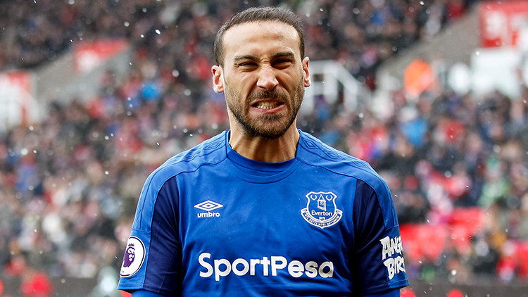 Rafael Benitez Cenk Tosun’u kadroda düşünmüyor Rafael Benitez Cenk Tosun’u kadroda düşünmüyor