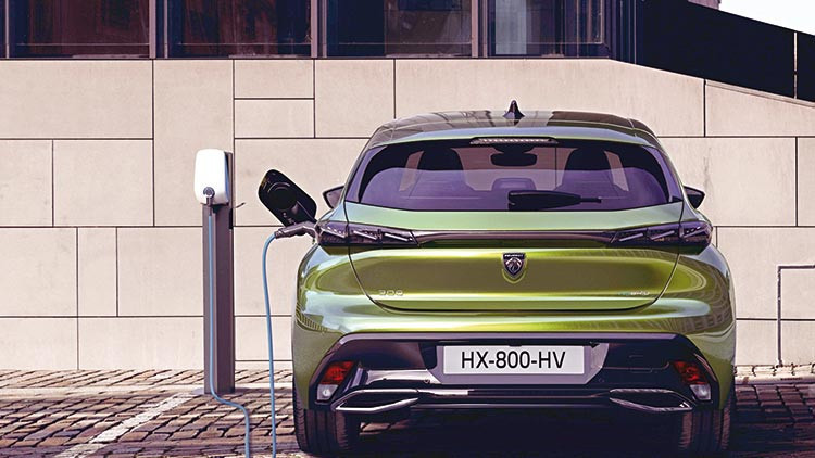 2025’te yüzde 100 elektrikli