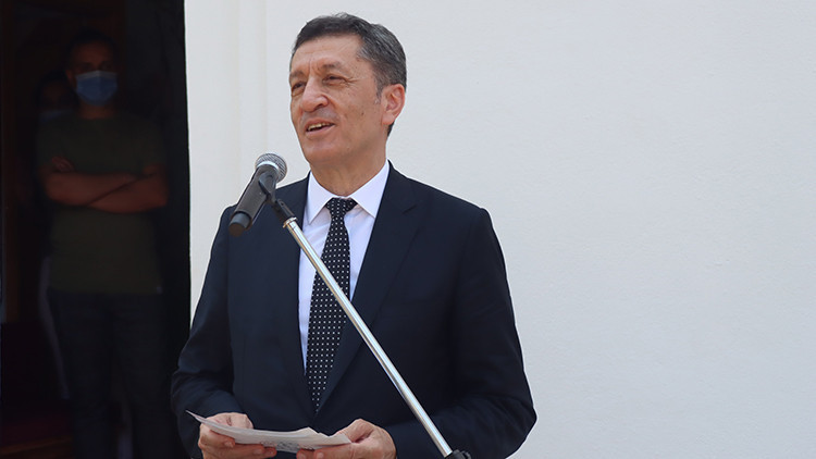 Milli Eğitim Bakanı Selçuktan LGS açıklaması: Öğrencilerimizin yüzde 93ü ilk üç tercihinden birine yerleşti Milli Eğitim Bakanı Selçuktan LGS açıklaması: Öğrencilerimizin yüzde 93ü ilk üç tercihinden birine yerleşti