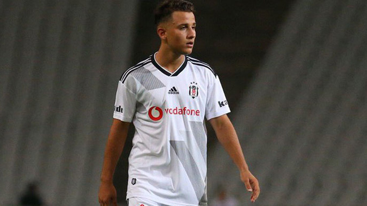 Beşiktaşta ayrılık TFF 2. Lige kiralandı...