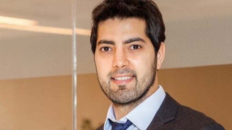 Doç. Dr. İlker Koçak: Burun estetiği sonrası süreç ameliyat kadar önemli