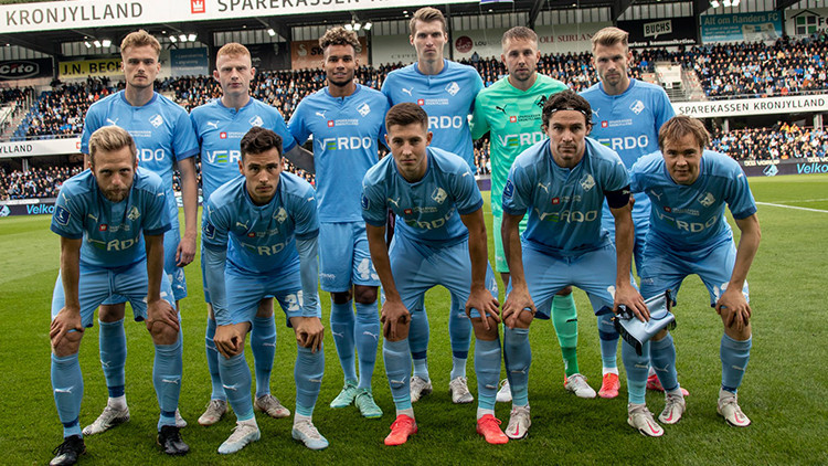 Randers evinde berabere kaldı Randers evinde berabere kaldı