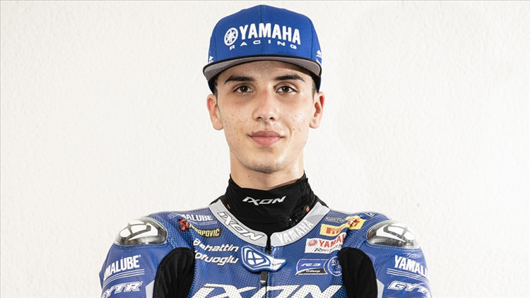 Milli motosikletçi Bahattin Sofuoğlu, İtalyada birinci oldu Milli motosikletçi Bahattin Sofuoğlu, İtalyada birinci oldu