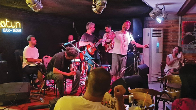 Altınkum geceleri hareketlendi