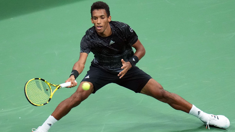 Amerika Açıkta Sabalenka ve Auger-Aliassime yarı finale çıktı