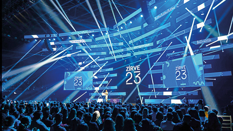 ‘Geleceğin liderleri’ İstanbul’da buluştu