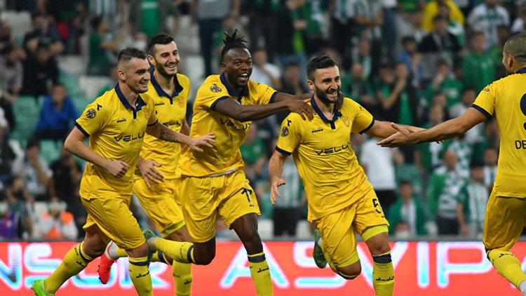 Bursaspor 0-4 MKE Ankaragücü Bursaspor 0-4 MKE Ankaragücü