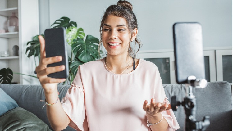 Influencer Nedir, Türkçesi Ne? Influencer Kimlere Denir?