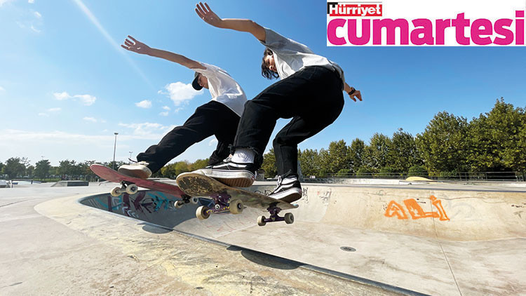 Türkiye kaykay şampiyonlarının hedefi 2024 Paris Olimpiyatları... ‘Milli takım forması giyip Türkiye’yi temsil etmek istiyoruz’ Türkiye kaykay şampiyonlarının hedefi 2024 Paris Olimpiyatları... ‘Milli takım forması giyip Türkiye’yi temsil etmek istiyoruz’