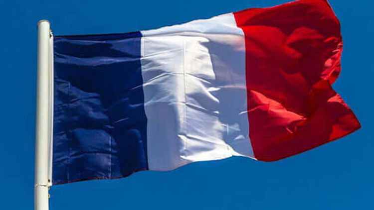 Cami ve liseye saldıracakmış.. Hitler hayranı tutuklandı