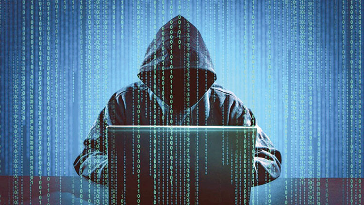 Saldırıdan korkan sigortaya koştu