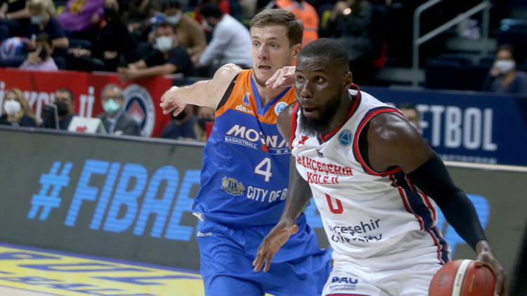 Bahçeşehir Koleji galibiyetle başladı