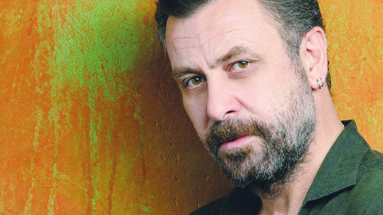 Nejat İşler: Eskiden rahatça  sevgili olurdum şimdi korkuyorum