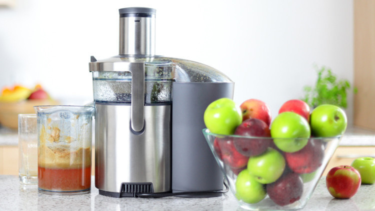 Katı meyve sıkacağı nasıl temizlenir