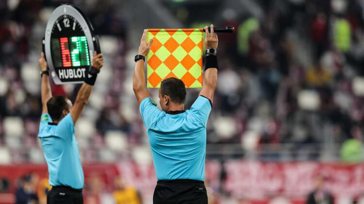 IFAB, 5 oyuncu değişikliği kuralının kalıcı hale gelmesini önerdi IFAB, 5 oyuncu değişikliği kuralının kalıcı hale gelmesini önerdi