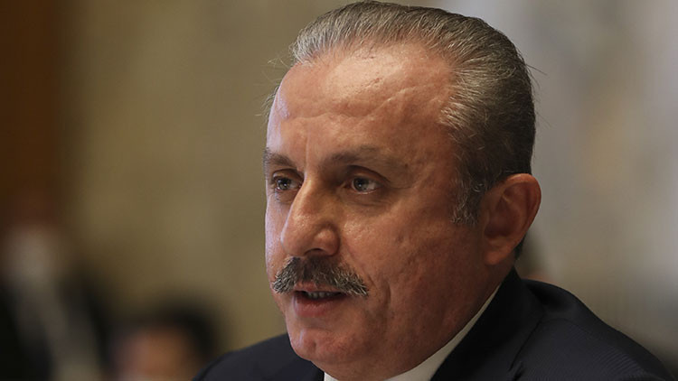TBMM Başkanı Şentoptan milletvekilliğinin düşürülmesi ile ilgili açıklama: İşin doğrusu bu boşluğun Anayasa değişikliği ile doldurulmasıdır TBMM Başkanı Şentoptan milletvekilliğinin düşürülmesi ile ilgili açıklama: İşin doğrusu bu boşluğun Anayasa değişikliği ile doldurulmasıdır