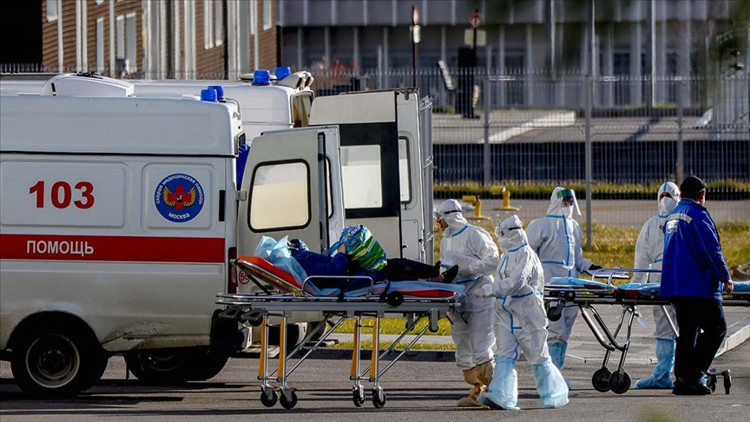 Moskovada Kovid-19 nedeniyle kısmi kapanma başladı