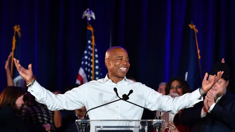 New Yorka Türk dostu Belediye Başkanı... Seçimi  Eric Adams kazandı