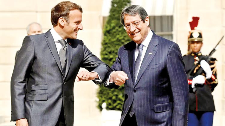 Türkiye’ye rağmen Rumlara Libya daveti Türkiye’ye rağmen Rumlara Libya daveti