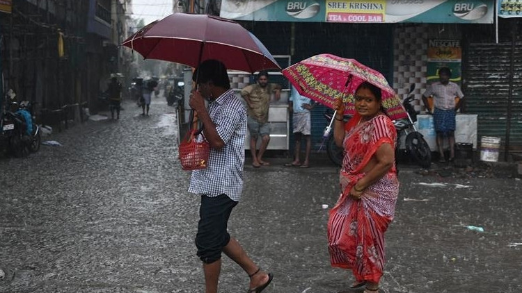 89 kişide görüldü: Hindistanda yeni salgın alarmı