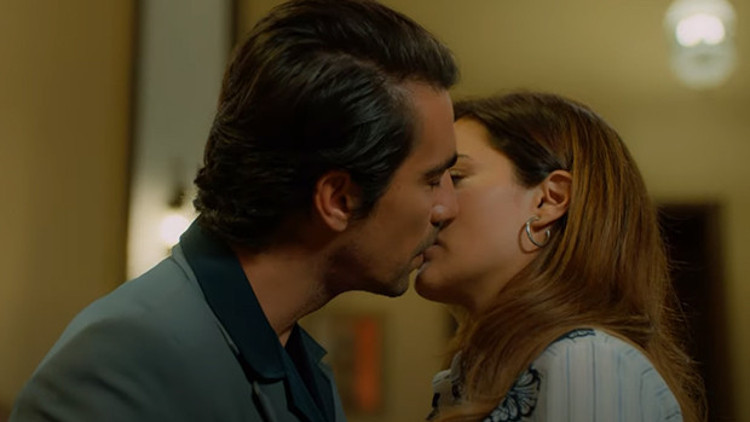 Bir Zamanlar Çukurova son bölümde Hakandan şok eden adım İşte Bir Zamanlar Çukurova 113. son bölümde yaşananlar Bir Zamanlar Çukurova son bölümde Hakandan şok eden adım İşte Bir Zamanlar Çukurova 113. son bölümde yaşananlar