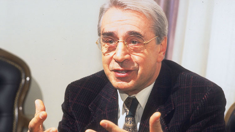 Aşkın devirdiği bakan... Hasan Fehmi Güneş hayatını kaybetti Aşkın devirdiği bakan... Hasan Fehmi Güneş hayatını kaybetti
