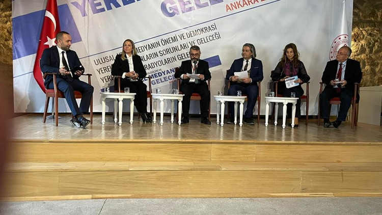 Medyanın geleceği masaya yatırıldı Medyanın geleceği masaya yatırıldı