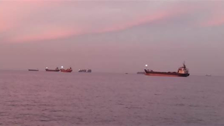 İskenderun Körfezinde alarm Dinamit yüklü konteyner denize düştü