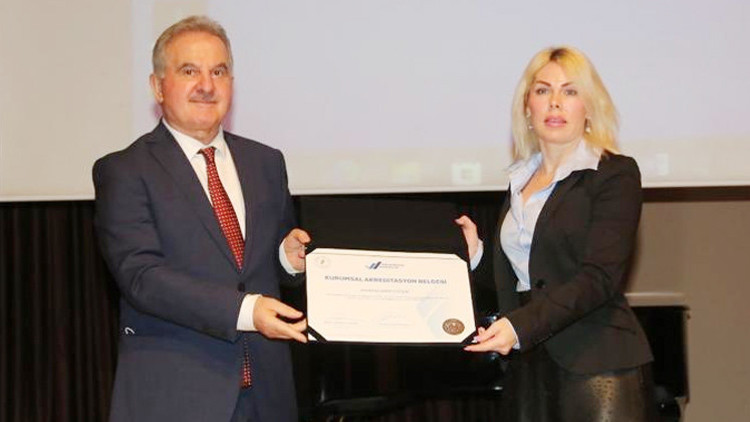 Akdeniz Üniversitesine, ‘Kurumsal Akreditasyon Belgesi’