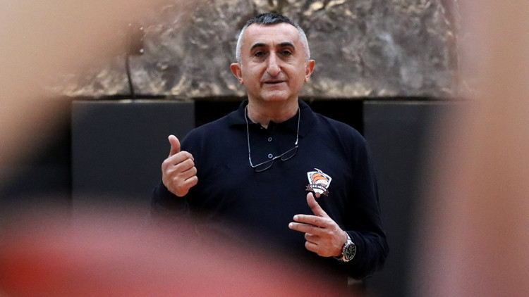 Çukurova Basketbolda Aziz Akkaya dönemi