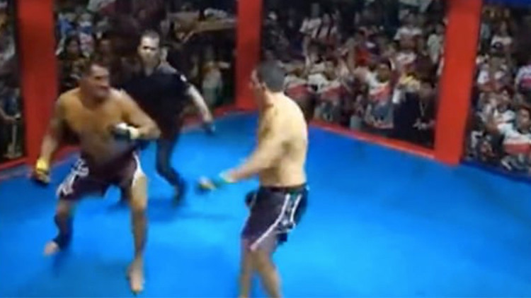 Brezilyada politikacılar ringe çıktı... Görüntüler viral oldu