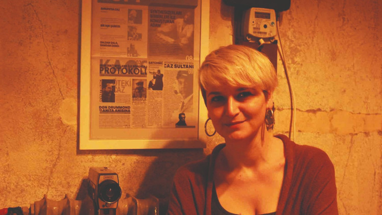 Yoğun bakım kapısında şiirsel bir akış...