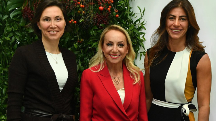 100 kadına siber güvenlik ve analitik eğitimi