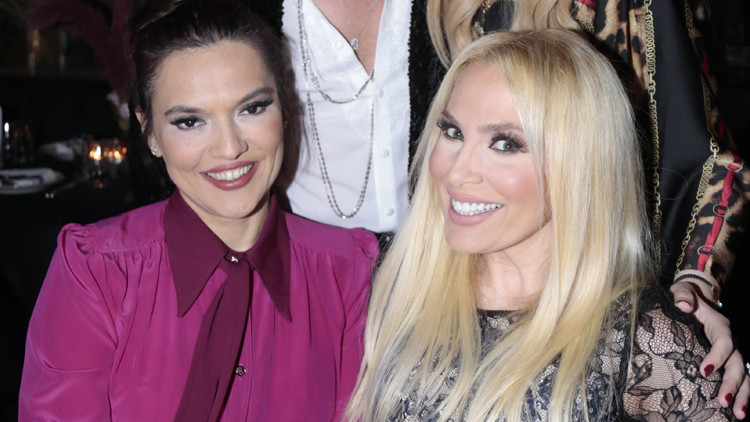 Lerzan Mutludan Demet Akalına ağır sözler: Tek yaptığın insanların arasını bozmak Lerzan Mutludan Demet Akalına ağır sözler: Tek yaptığın insanların arasını bozmak