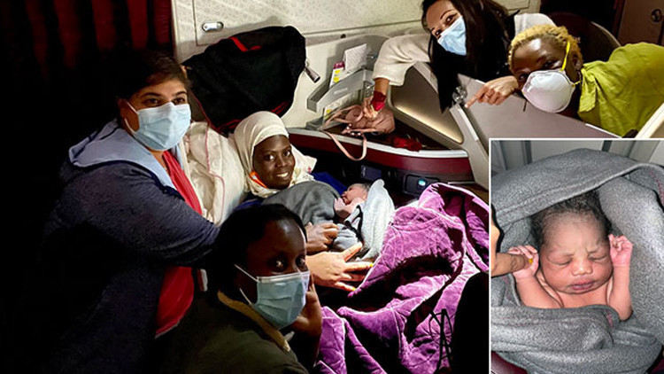 Uçuş sırasında mucize doğum Uçuş sırasında mucize doğum