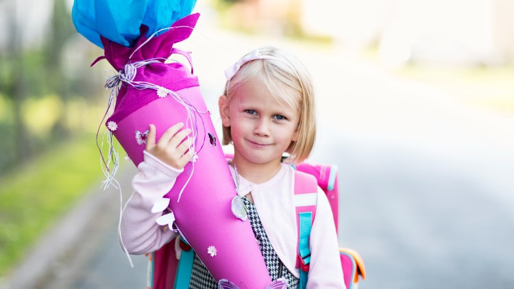 İlk karne hediyesi ne alınır? Çocuklara ilkokul 1. sınıf ilk karne hediye fikirleri