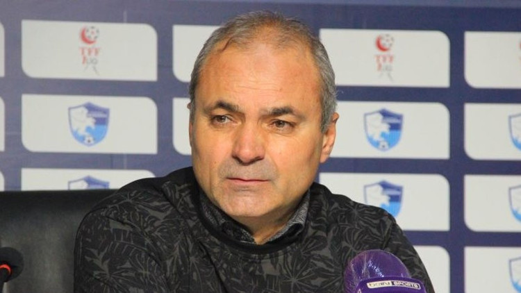 BB Erzurumspor’da Erkan Sözeri ile yollar ayrıldı
