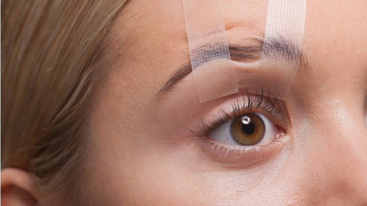 Göz Kapağı Estetiği (Blefaroplasti) Nedir, Nasıl Yapılır